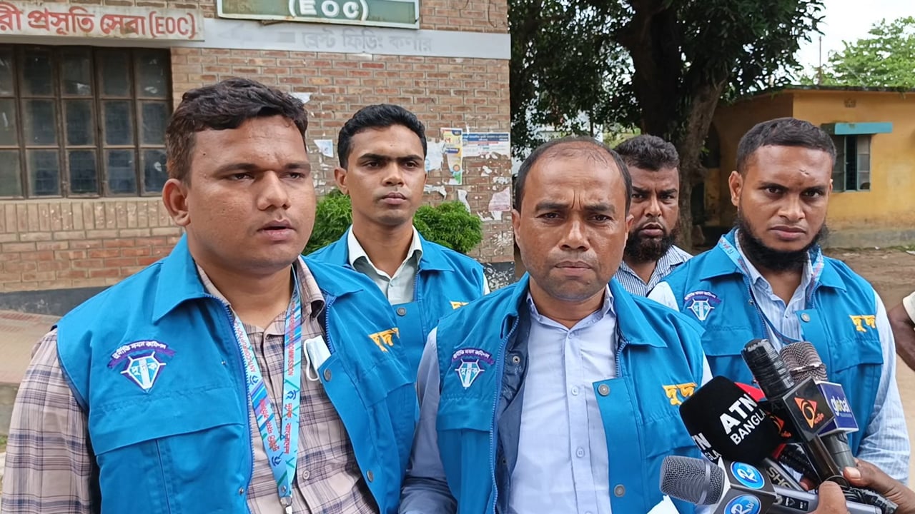 সরকারি হাসপাতালে  দুদক, মিলল অনিয়ম-দুর্নীতির প্রমাণ