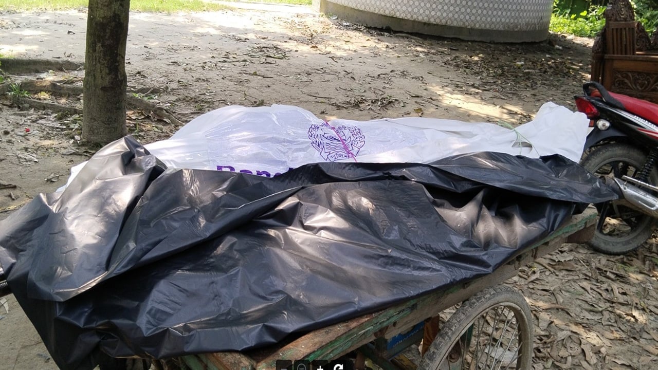 ময়মনসিংহে বাসের ধাক্কায় নিহত ৪, আহত ১২