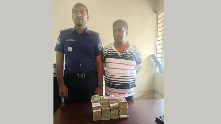 দেবিদ্বারে আড়াই কোটি টাকা আত্মসাতের অভিযোগে প্রতারক গ্রেপ্তার