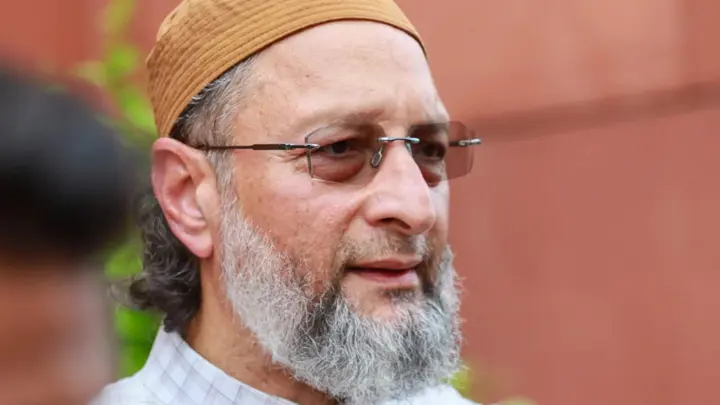 ভারতে মুসলিমদের নিশানা করে গাড়ি-জমির ধর্মভিত্তিক তথ্য চাইছে কমিশন: ওয়াইসি