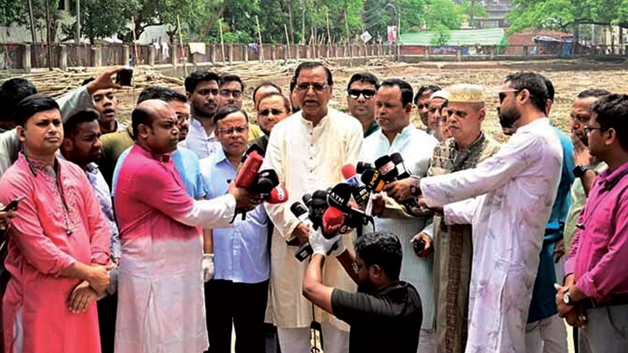 কোরবানির বর্জ্য অপসারণে জোরদার কার্যক্রম চলছে: ডিএসসিসি প্রশাসক