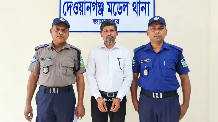 দেওয়ানগঞ্জে বিস্ফোরক মামলায় নিষিদ্ধ আ.লীগ নেতা গ্রেপ্তার