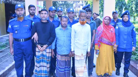 ধামইরহাটে সম্পত্তির লোভে বড় বোনকে হত্যা, গ্রেপ্তার ৫