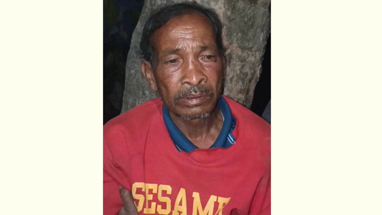 খাসির মাংস বলে কুকুরের মাংস বিক্রি, সেই কসাই গ্রেপ্তার