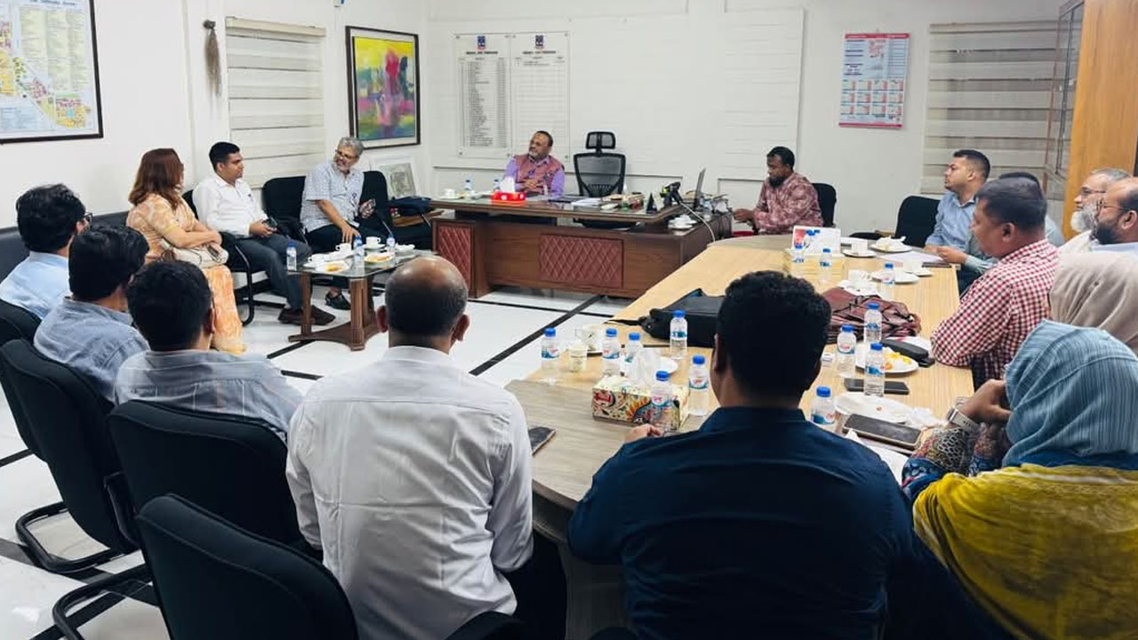 ঢাবির ছাত্রী হলের সামনে থাকবে প্রক্টরিয়াল টহল