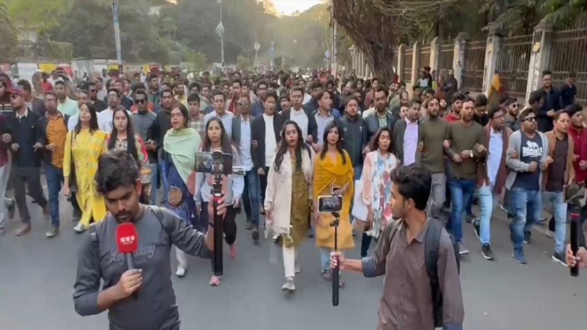 বামপন্থীদের উপর হামলার প্রতিবাদে ছাত্রদলের বিক্ষোভ