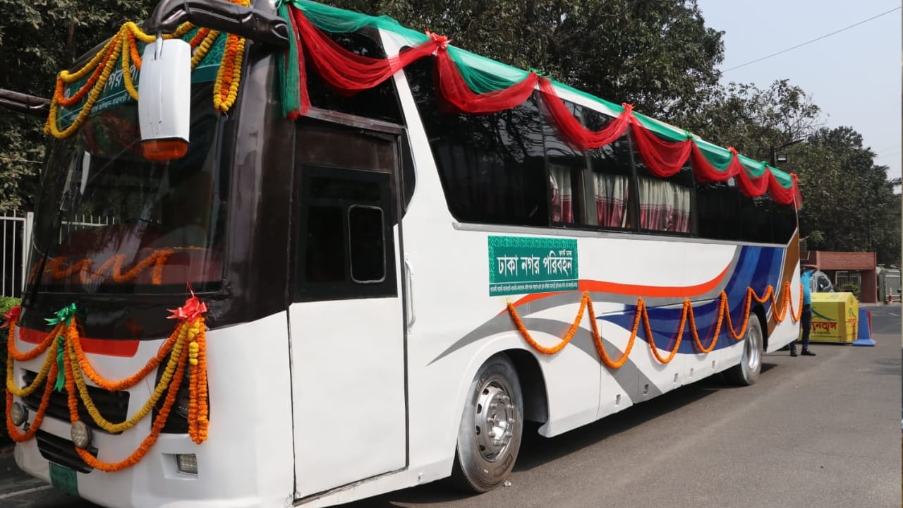 গাবতলী-চাষাড়া গ্রিন ক্লাস্টার এসি বাসের পরীক্ষামূলক উদ্বোধন