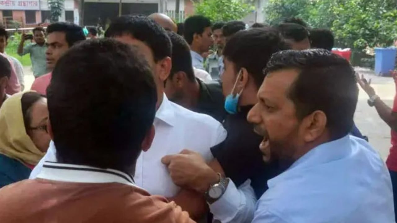 সব সরকারি কলেজে মঙ্গলবার থেকে কর্মবিরতি