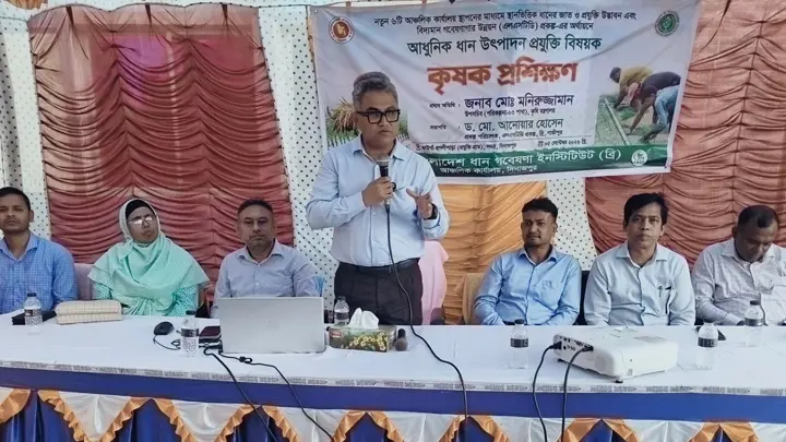 দিনাজপুরে এলএসটিডির প্রযুক্তি গ্রাম পরিদর্শনে কৃষি মন্ত্রণালয়ের প্রতিনিধি দল