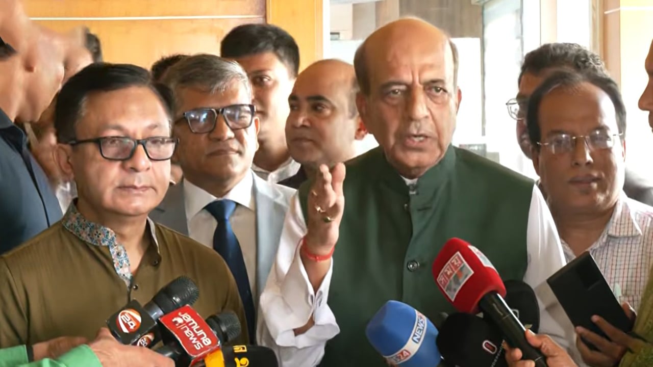 বাংলাদেশ-ভারত রাজনৈতিক টানাপোড়েন থাকলেও অর্থনীতিতে প্রভাব পড়বে না
