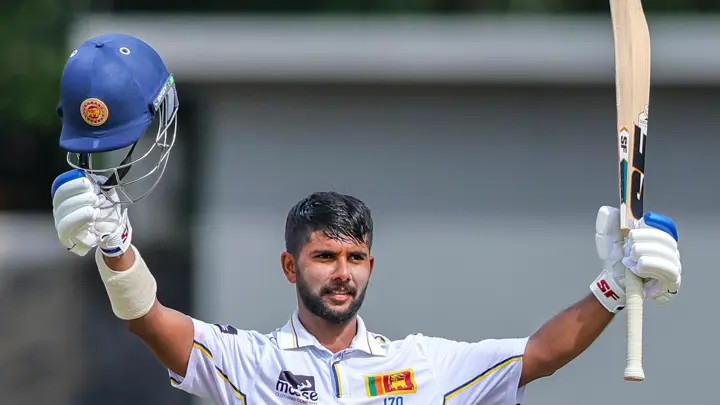 তিন সেঞ্চুরিতে আইসিসির মাসসেরা দিনুশা