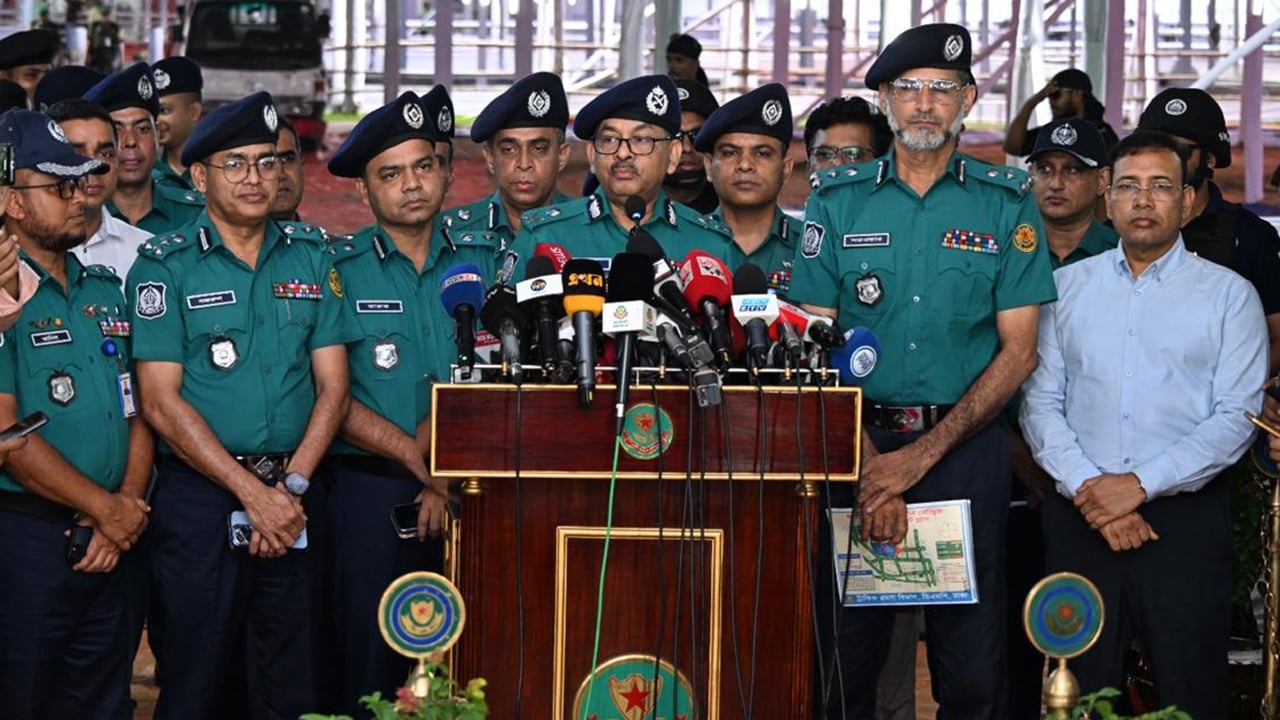 ঈদ জামাতকে ঘিরে পর্যাপ্ত নিরাপত্তা নিশ্চিত করা হয়েছে: ডিএমপি কমিশনার