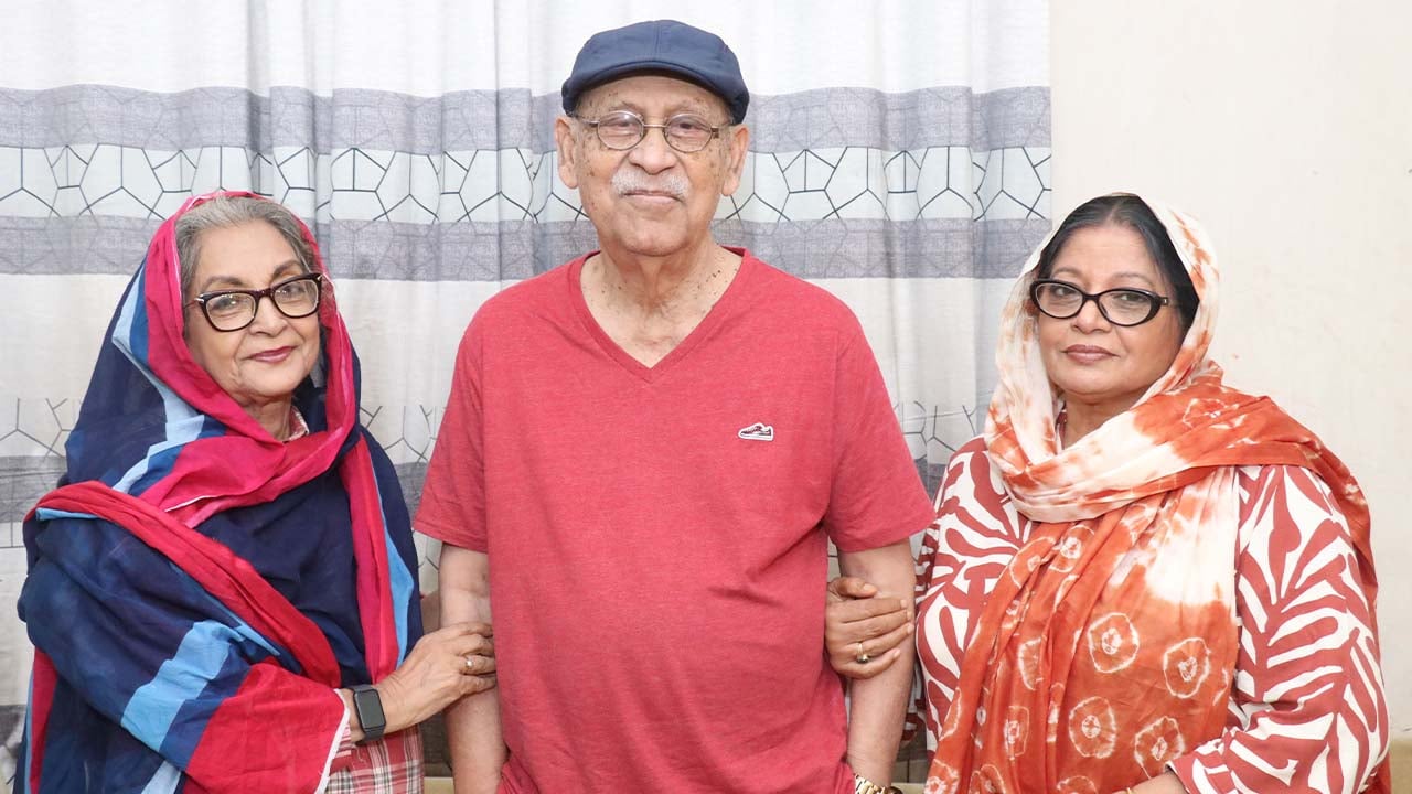 একসঙ্গে দিলারা জামান, আবুল হায়াত, ডলি জহুর