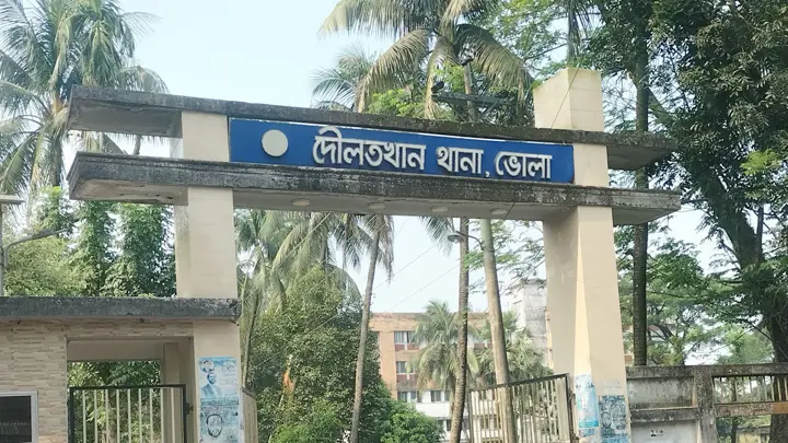 দৌলতখানে মেঘনা নদী থেকে অজ্ঞাত ব্যক্তির লাশ উদ্ধার