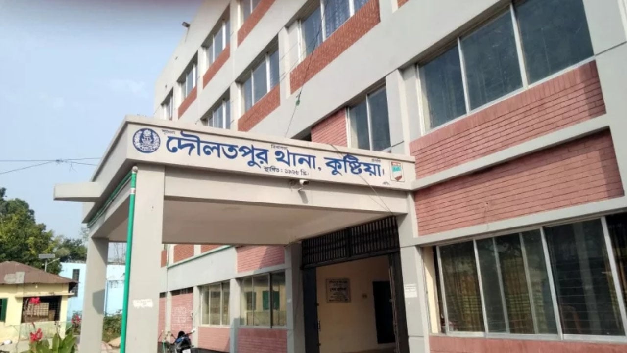 দৌলতপুরে মাইক্রোবাস-মোটরসাইকেল সংঘর্ষে কিশোর নিহত