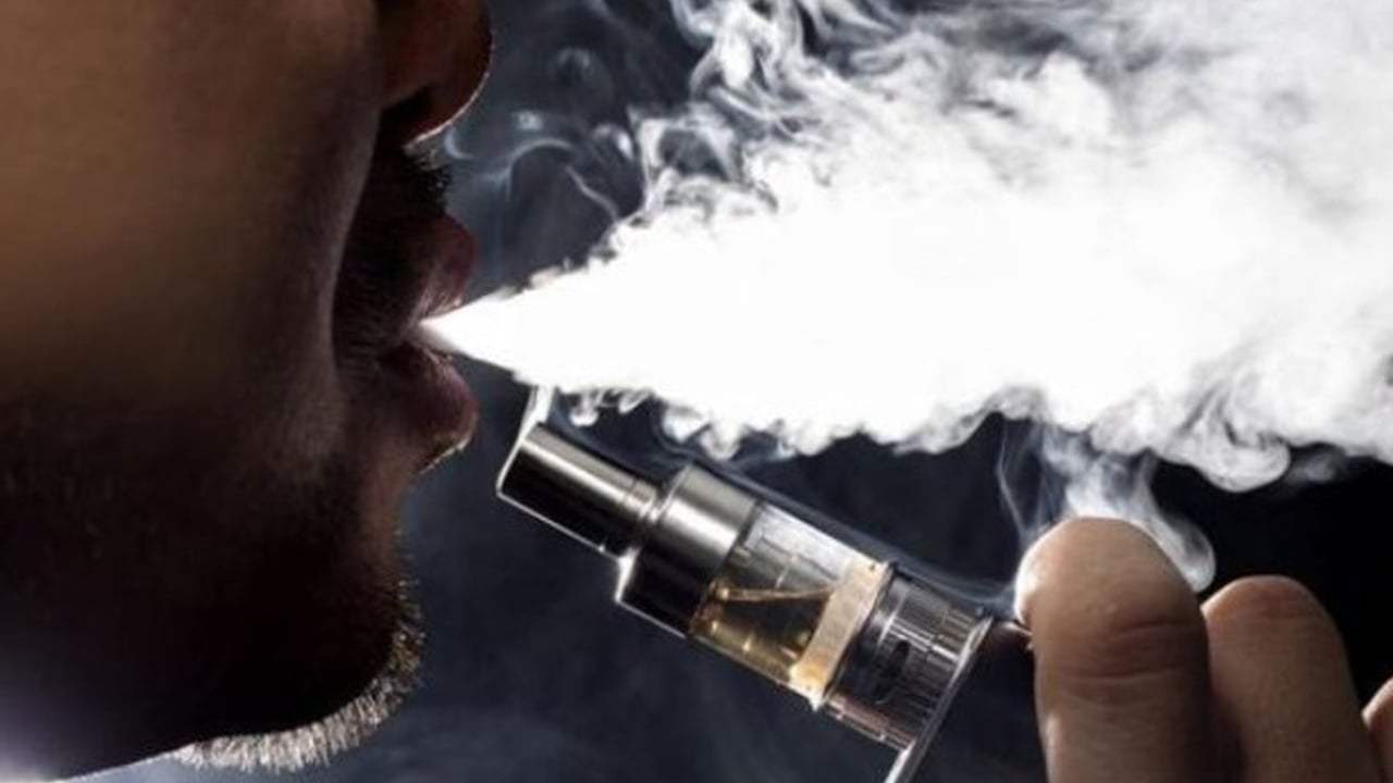ই-সিগারেটের ক্ষতি কতটা