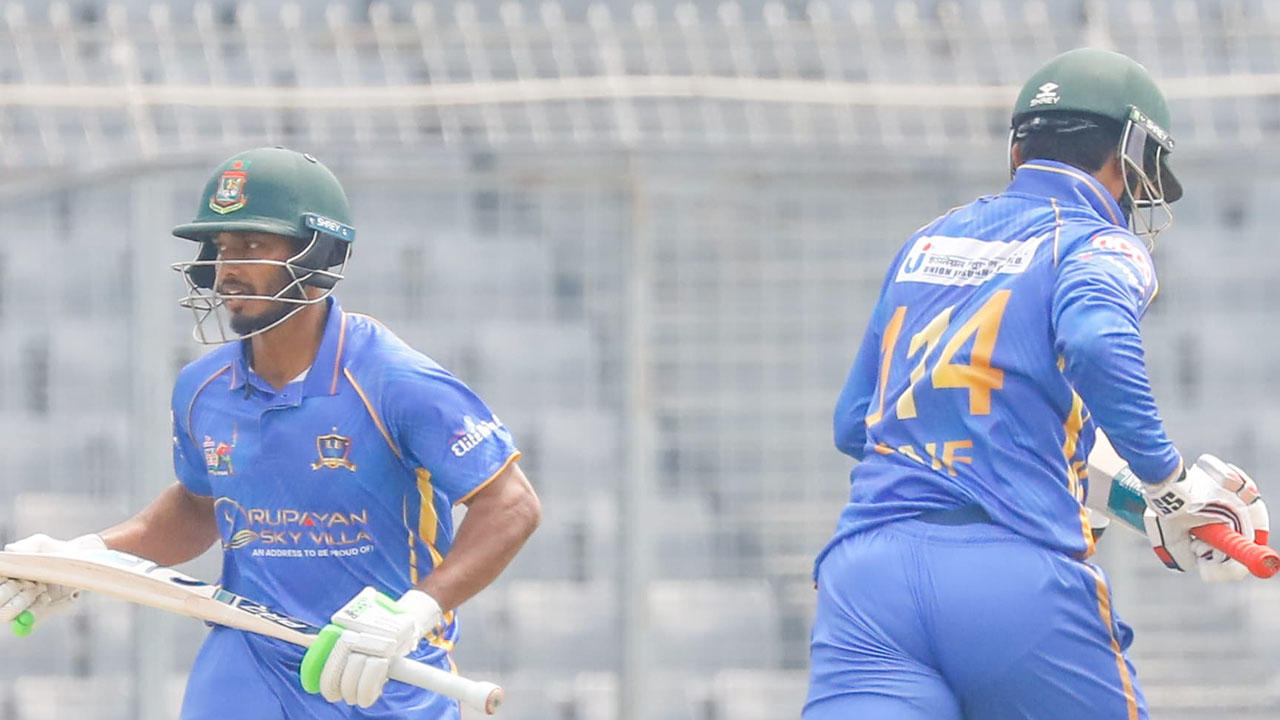 রুপগঞ্জ-গাজী গ্রুপের দাপুটে দিন