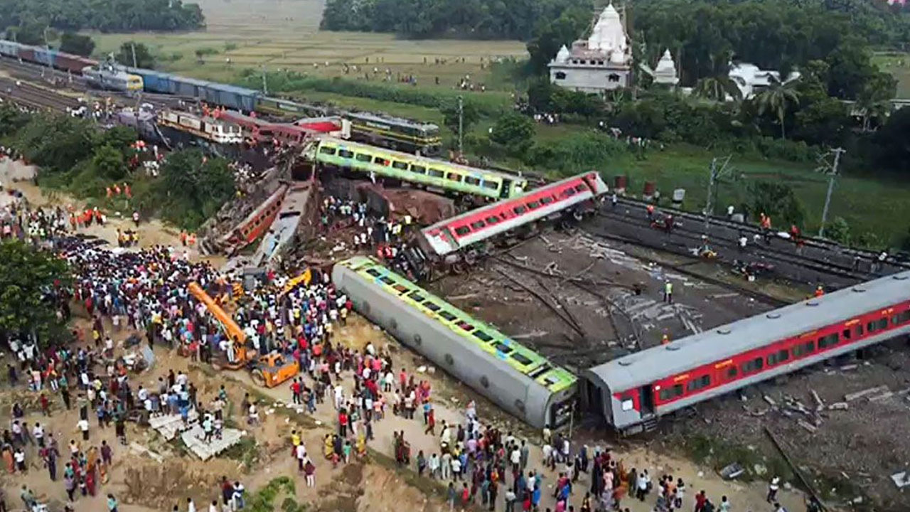 ভারতে সড়ক দুর্ঘটনায় প্রতি মিনিটে প্রাণ হারাচ্ছে একজন