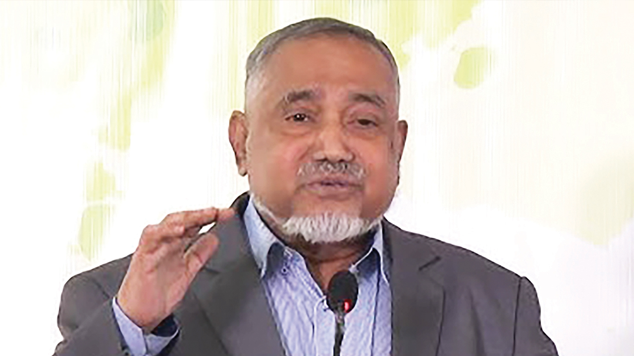 নির্বাচনের জন্য লেভেল প্লেইং ফিল্ড দেখছি না : ডা. তাহের