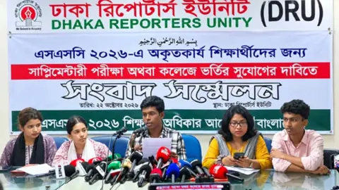 কলেজে ভর্তির সুযোগ চান এসএসসিতে অকৃতকার্য শিক্ষার্থীরা
