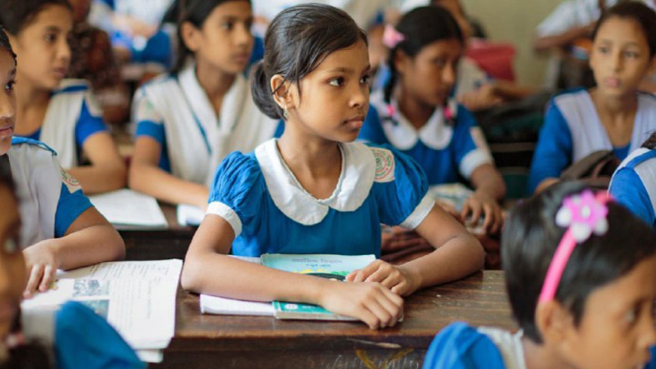 এক শিফট স্কুলের চেয়ে দুই শিফট প্রাথমিক বিদ্যালয় শ্রেয়