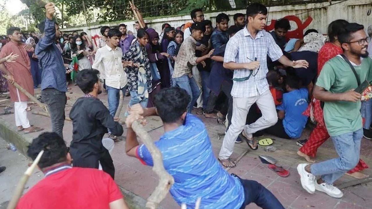 জুলাই বিপ্লবে হামলাকারীর নাম না থাকায় ক্ষোভ