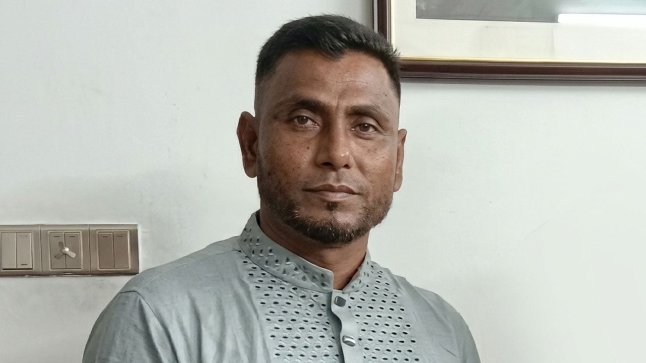 শ্রমিক লীগ নেতার বিরুদ্ধে প্রশাসনের নাম ভাঙিয়ে চাঁদাবাজির অভিযোগ