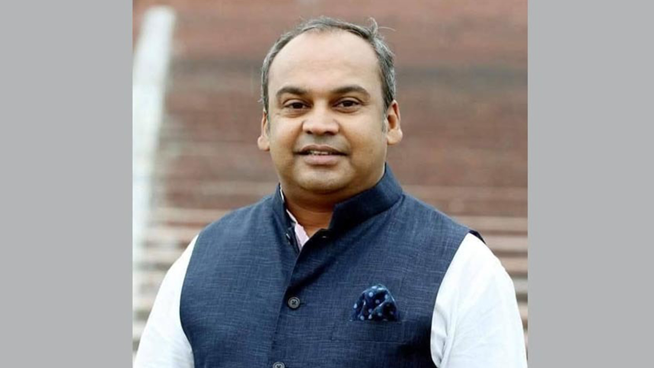 ১১ কোটি টাকার দুর্নীতির মামলায় গ্রেপ্তার নাঈমুর রহমান দুর্জয়