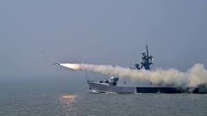 নৌবাহিনীর মিসাইল ফায়ারিং সংশ্লিষ্ট এলাকায় চলাচল পরিহার করার আহ্বান