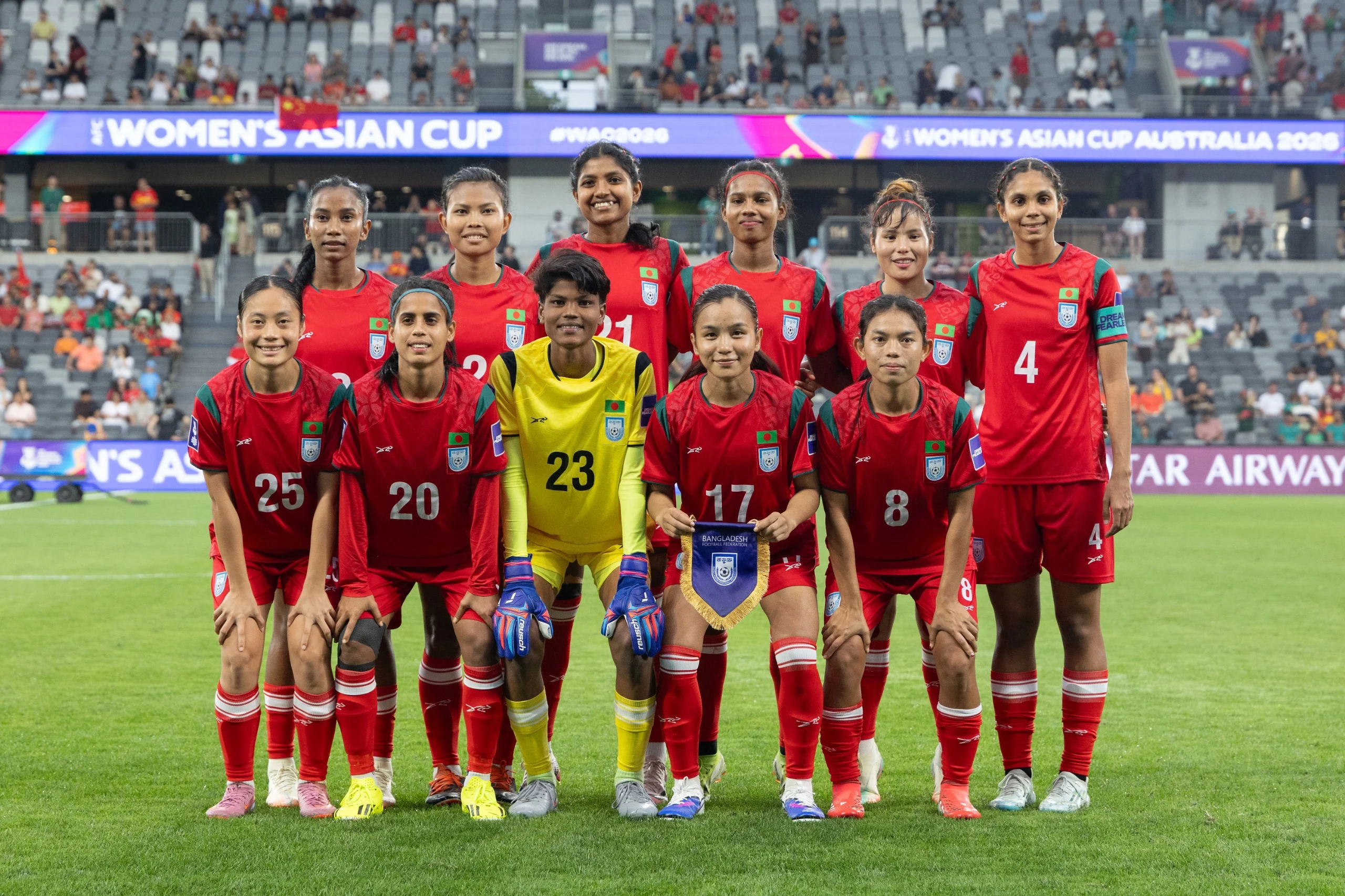 আজ রাতে দেশে ফিরছেন আফঈদা-ঋতুপর্ণারা