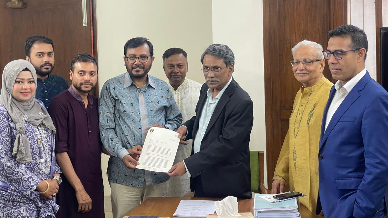 জাতীয় ঐকমত্য কমিশনে লিখিত মতামত দিয়েছে এবি পার্টি