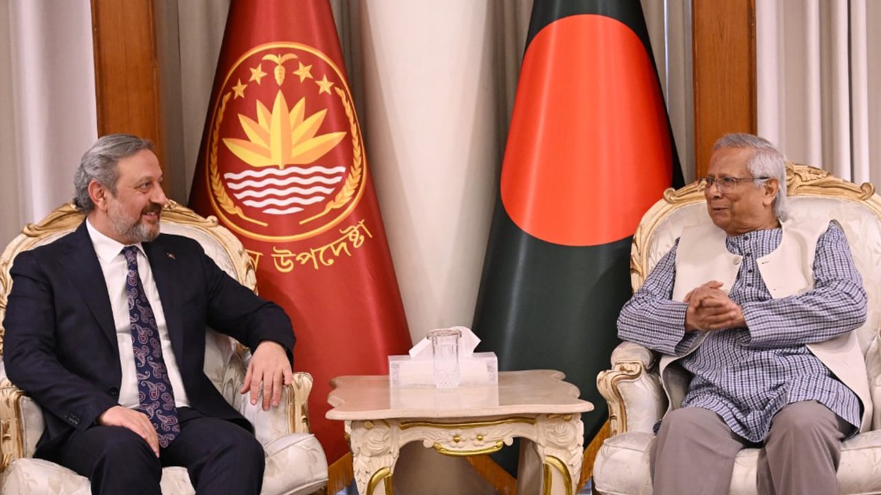 প্রধান উপদেষ্টার সঙ্গে তুরস্কের নির্বাচন পর্যবেক্ষক দলের সাক্ষাৎ