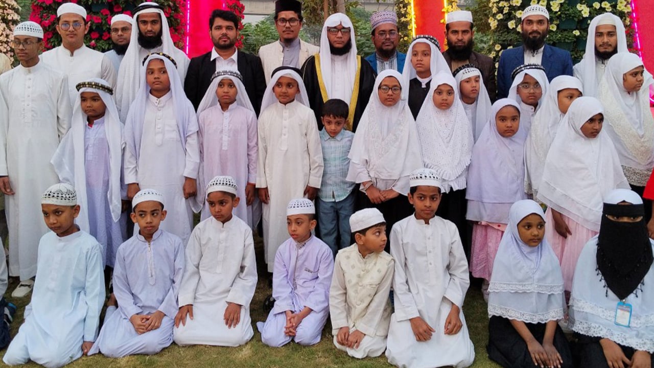 আমাদের শিক্ষাসফর