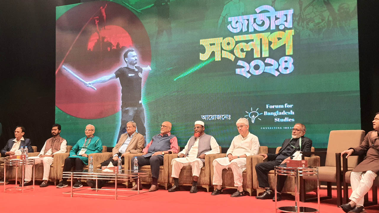 ঐক্যবিহীন সংস্কার বাংলাদেশকে এগিয়ে নিতে পারবে না: প্রধান উপদেষ্টা