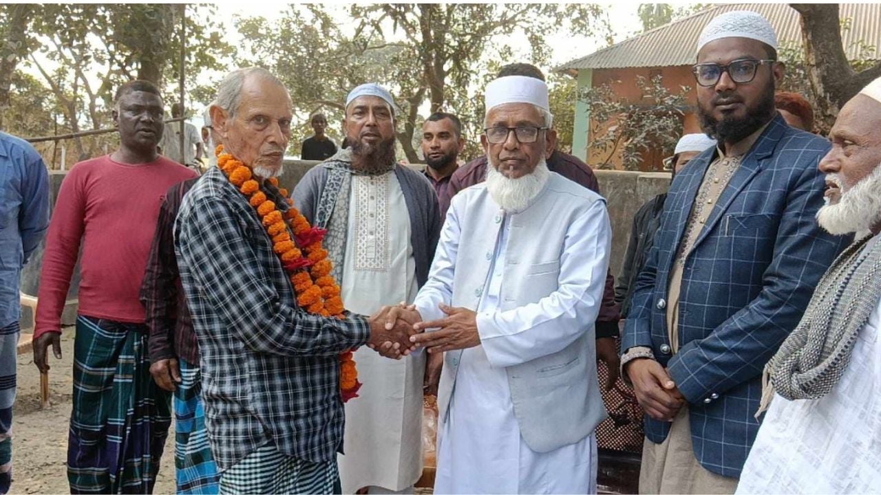 বোচাগঞ্জে এক বীর মুক্তিযোদ্ধার জামায়াতে যোগদান