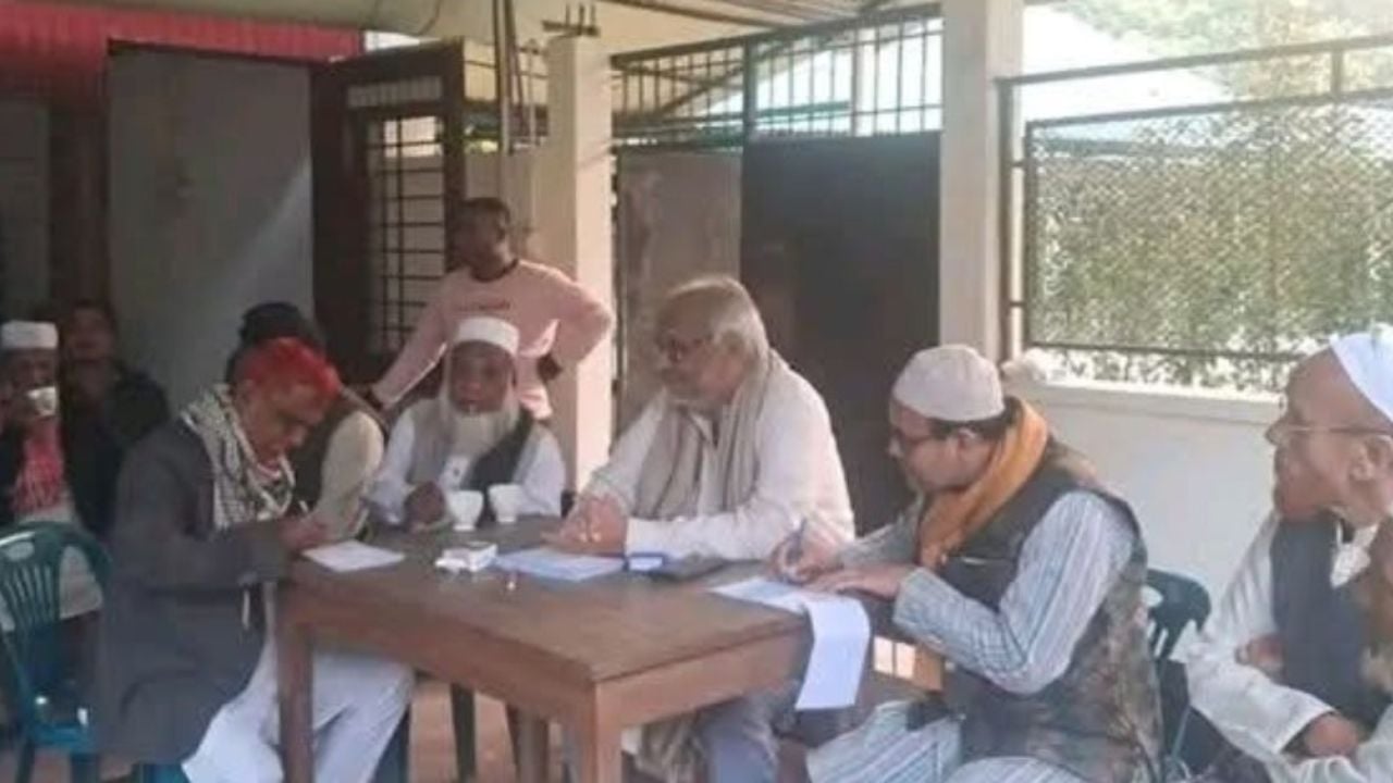 কটিয়াদীতে আখতারুজ্জামানের নেতৃত্বে ২ শতাধিক মানুষের জামায়াতে যোগদান