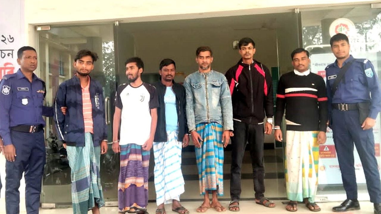 গোবিন্দগঞ্জে আওয়ামী লীগের ৬ নেতা গ্রেপ্তার