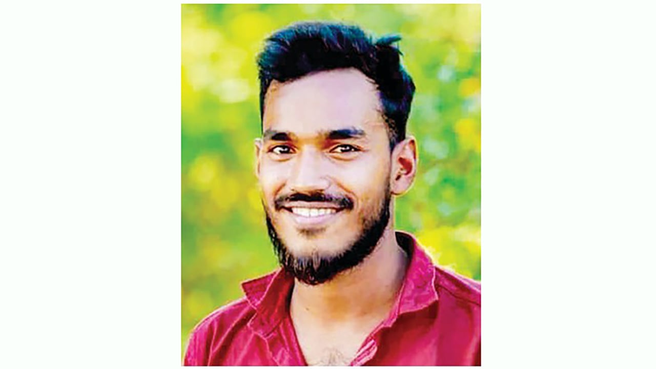 পুলিশের বুলেটে শহীদ হন এমদাদুল