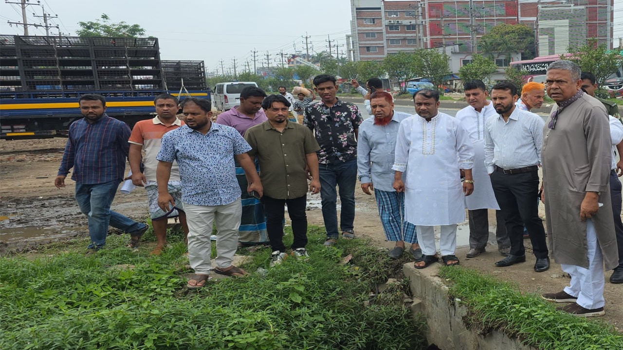 সড়কের জায়গায় বিএনপির কার্যালয় উচ্ছেদের নির্দেশ দিলেন এমপি