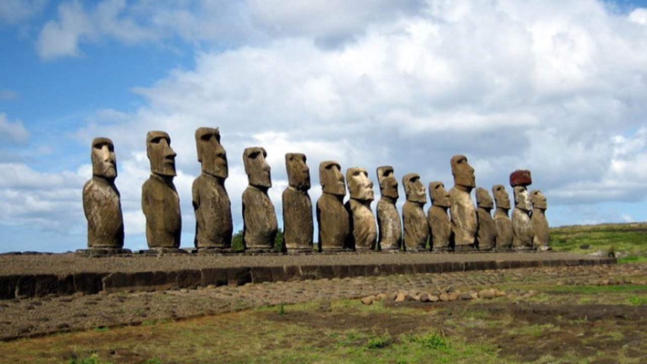 রহস্যে ঘেরা ইস্টার দ্বীপ