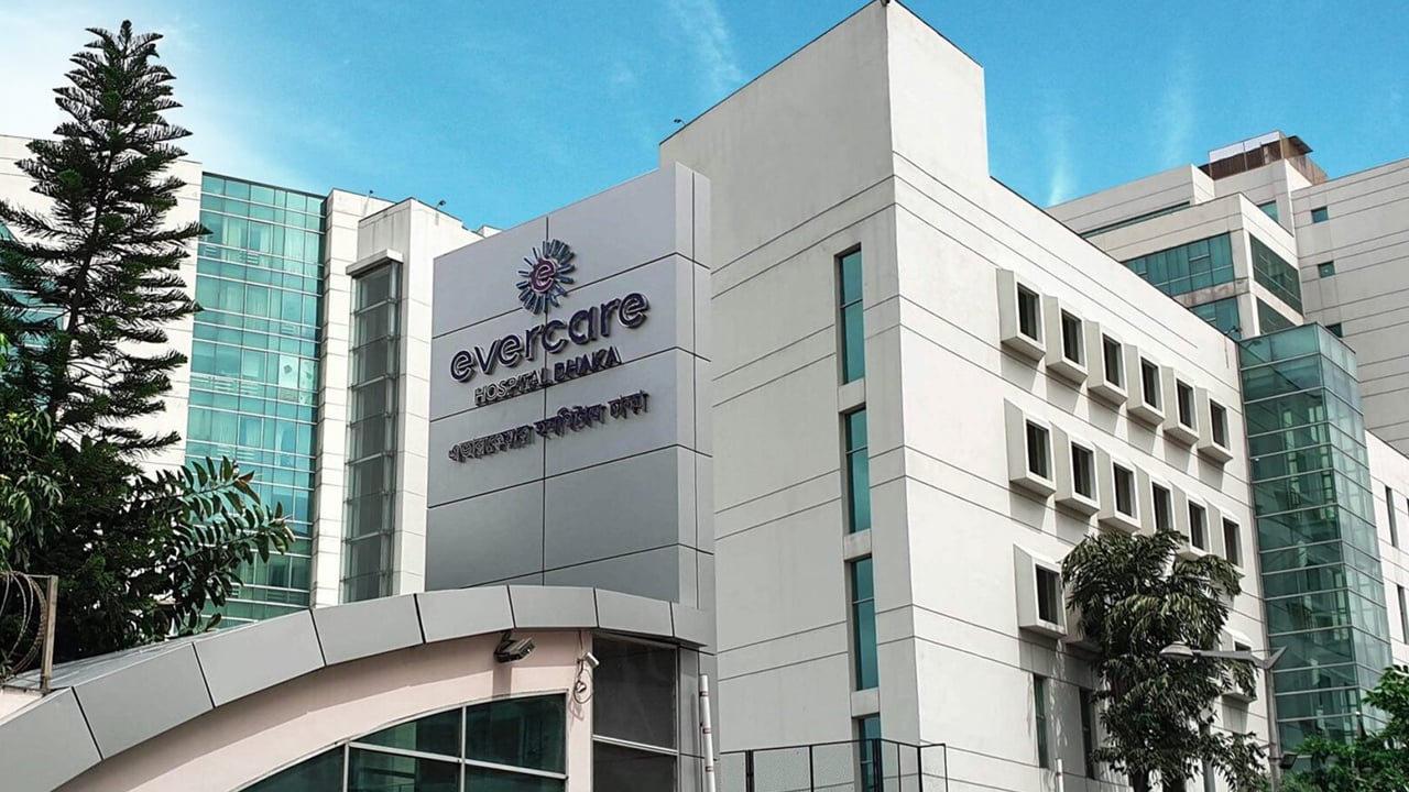 খালেদা জিয়ার চিকিৎসায় যুক্তরাজ্যের মেডিকেল টিম এভারকেয়ারে