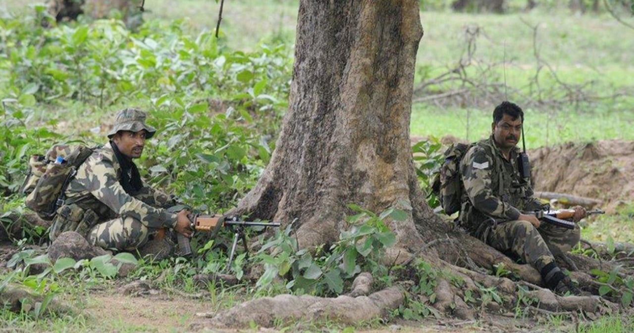 ভারতের ছত্তিশগড়ে যৌথবাহিনী–মাওবাদী সংঘর্ষে পুলিশসহ নিহত ১৫