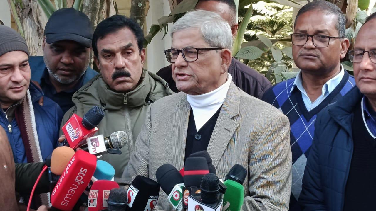 নির্বাচন সামনে রেখে অবৈধ অস্ত্র উদ্ধারে ব্যর্থ সরকার: মির্জা ফখরুল