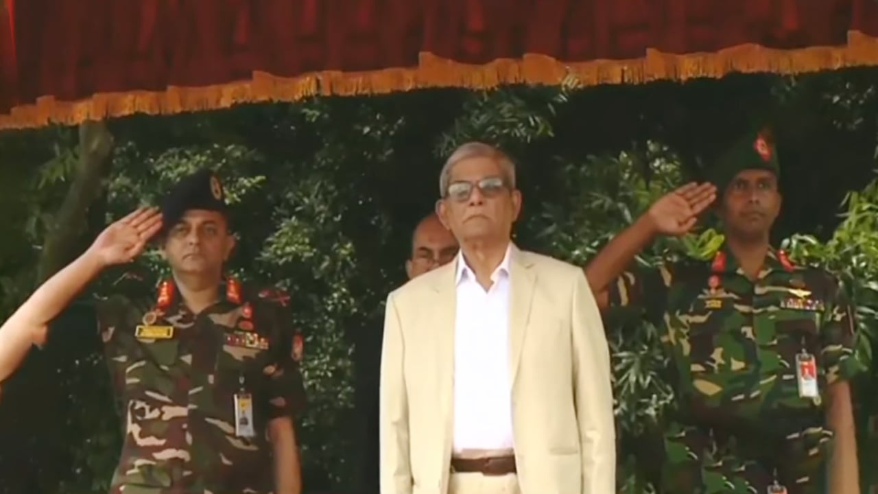 বঙ্গভবনে উঠেছেন মির্জা ফখরুল, গার্ড অব অনার প্রদান