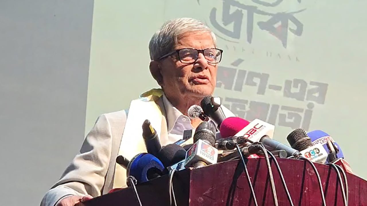 বিদেশে বসে দেশকে অস্থিতিশীল করার চেষ্টা করছেন হাসিনা