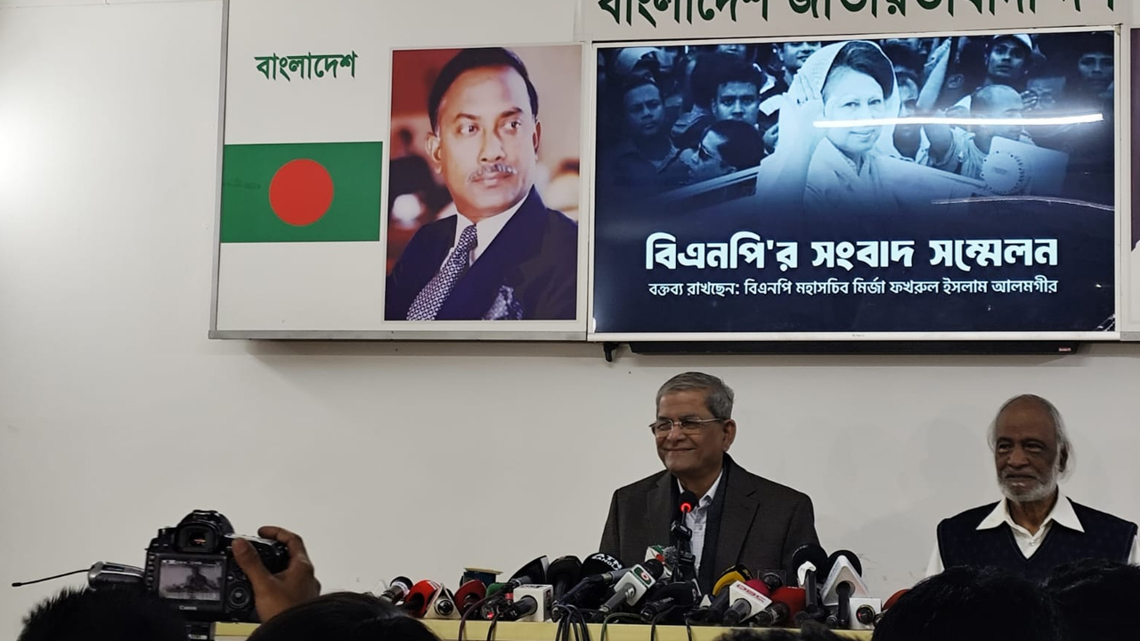 খালেদা জিয়ার অবস্থা আগের চেয়ে ভালো: মির্জা ফখরুল