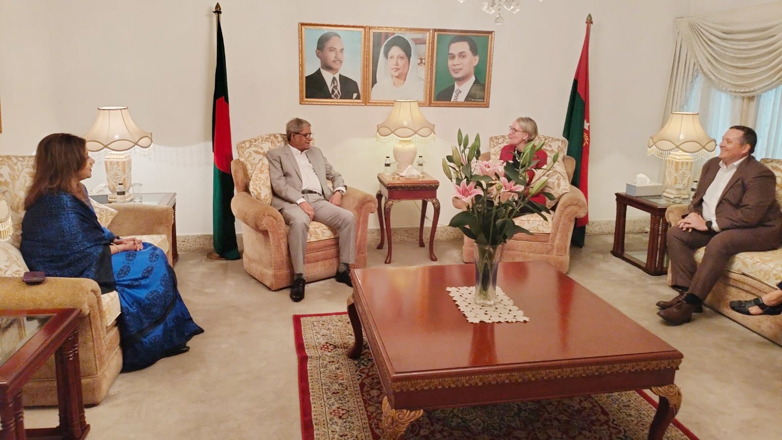 মির্জা ফখরুলের সঙ্গে ব্রিটিশ হাইকমিশনারের বৈঠক