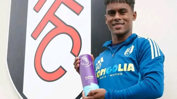 ফুলহামের বর্ষসেরা বাংলাদেশি বংশোদ্ভূত ফারহান
