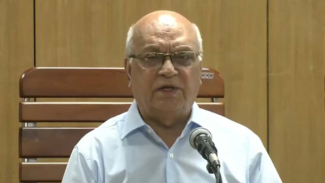 সরকারি চাকরিতে জুলাই যোদ্ধা কোটা নেই: মুক্তিযুদ্ধ উপদেষ্টা