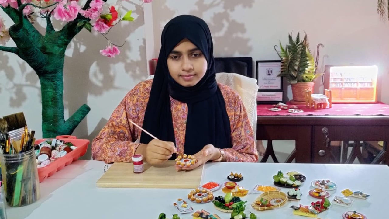 ফারজানার মিনিয়েচারের ভুবন